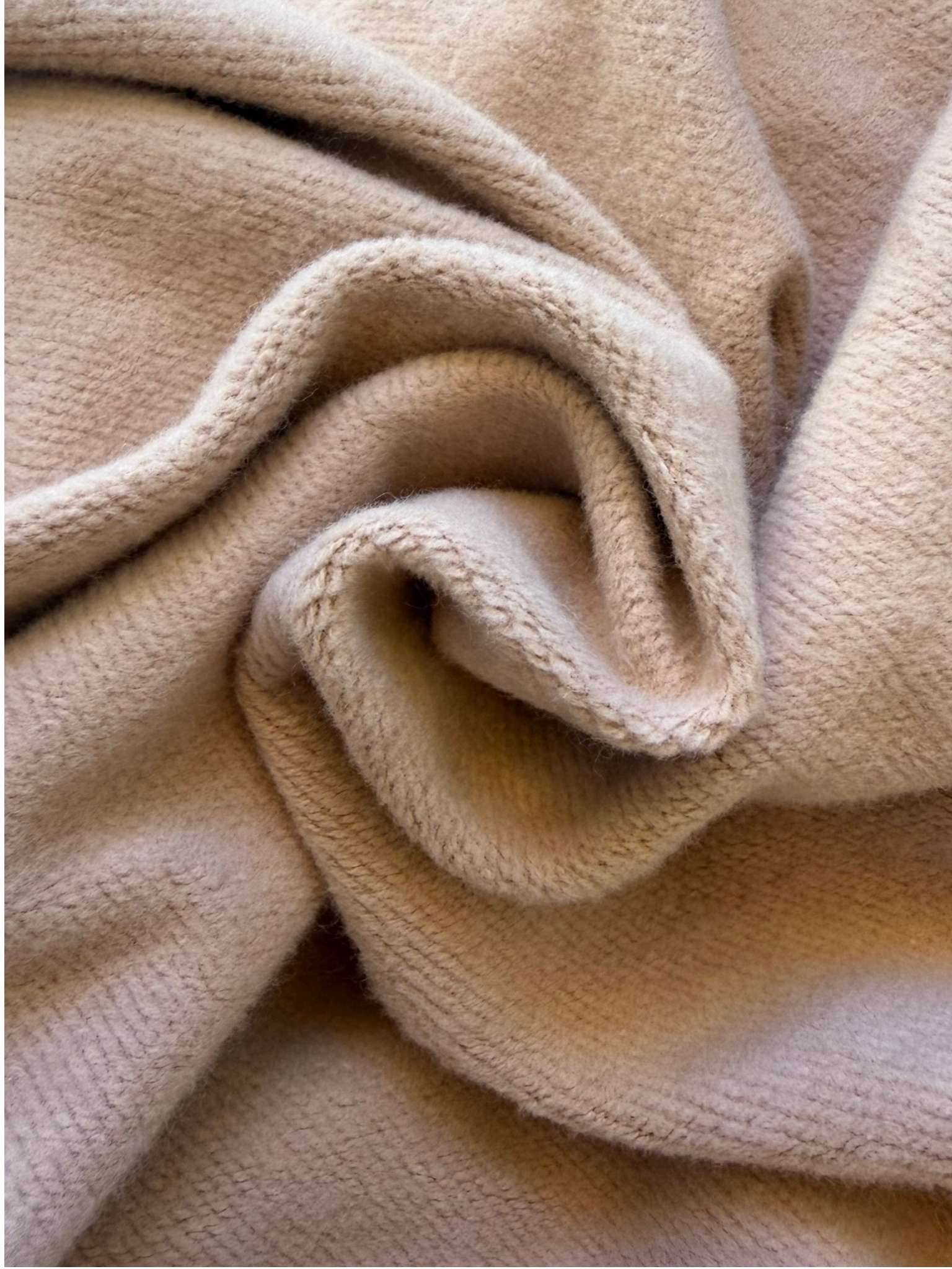 Detalle textura algodón brushed fleece VA